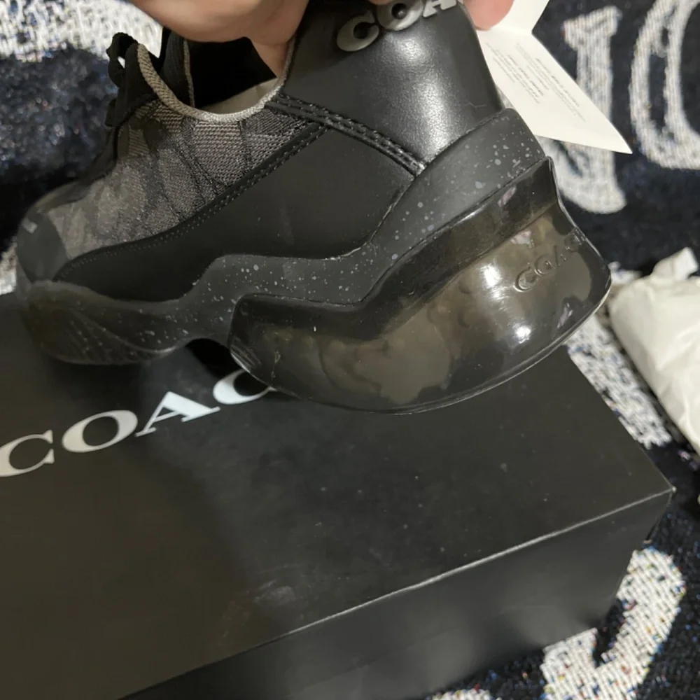 Shoes - Picture 2 of 3